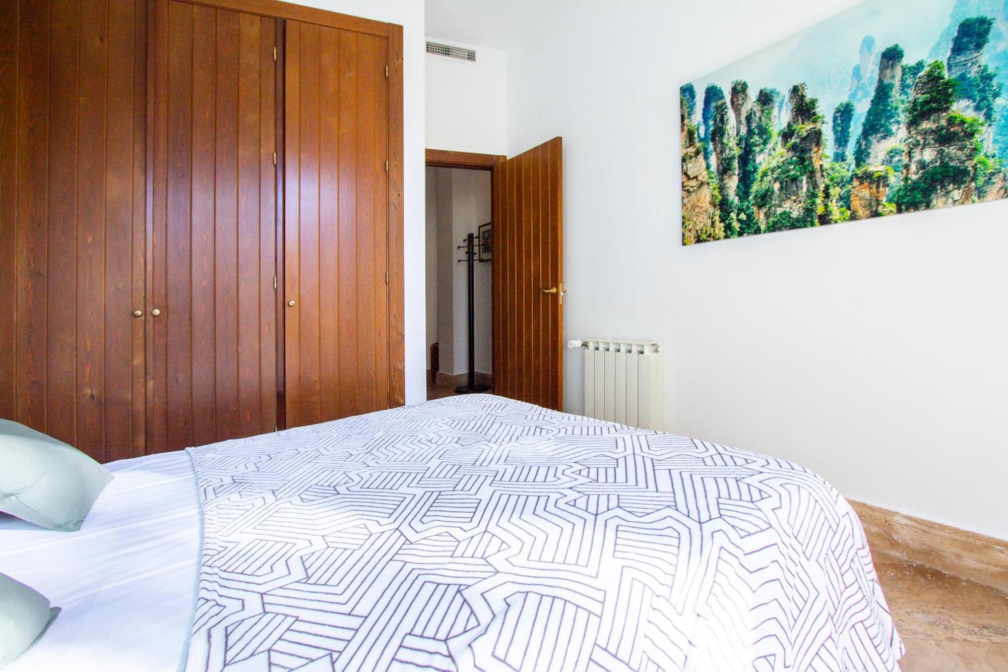 Apartamentos Villablino Arturo Soria Madrid Bagian luar foto